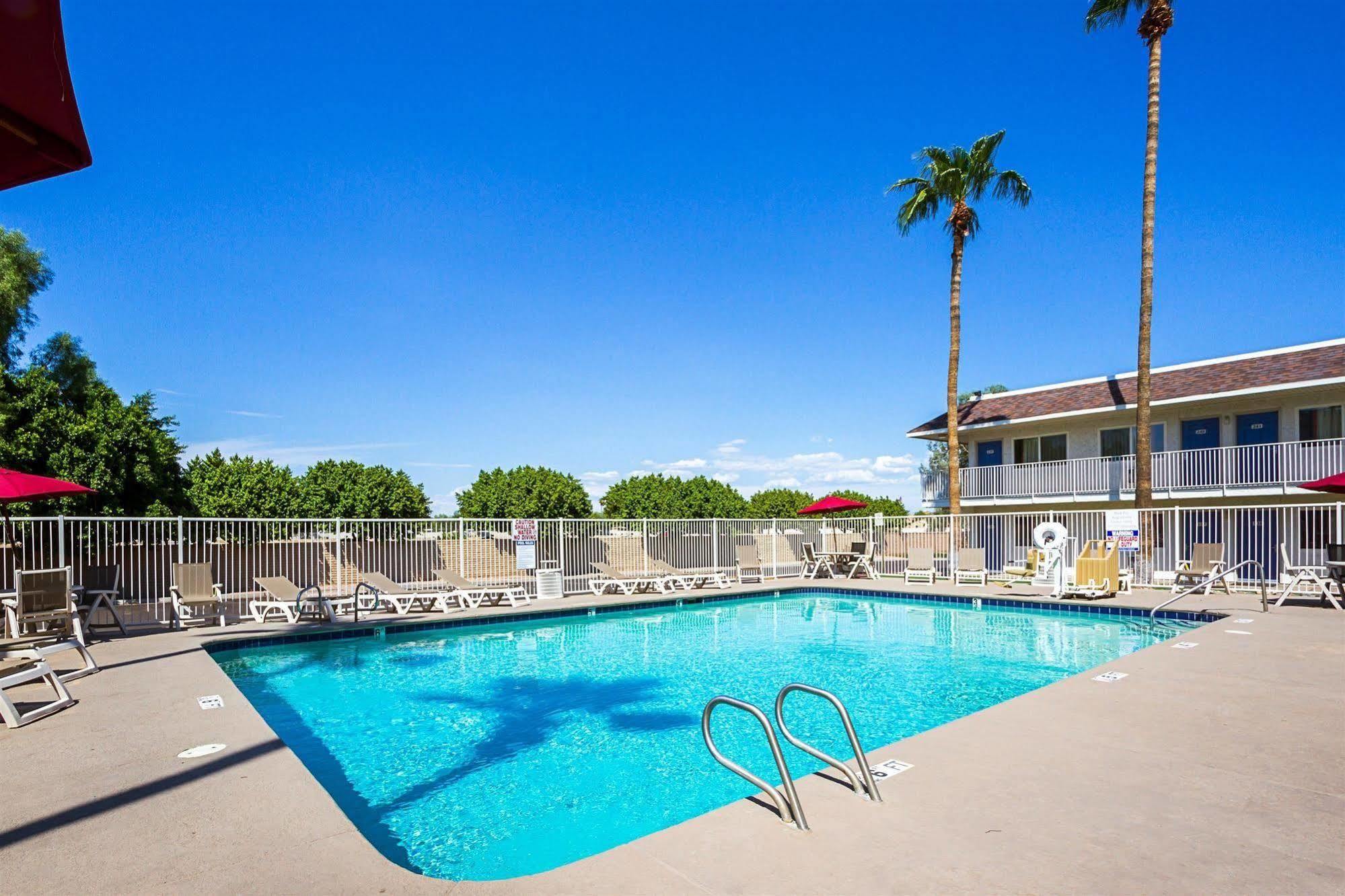 Motel 6 Mesa North Eksteriør bilde
