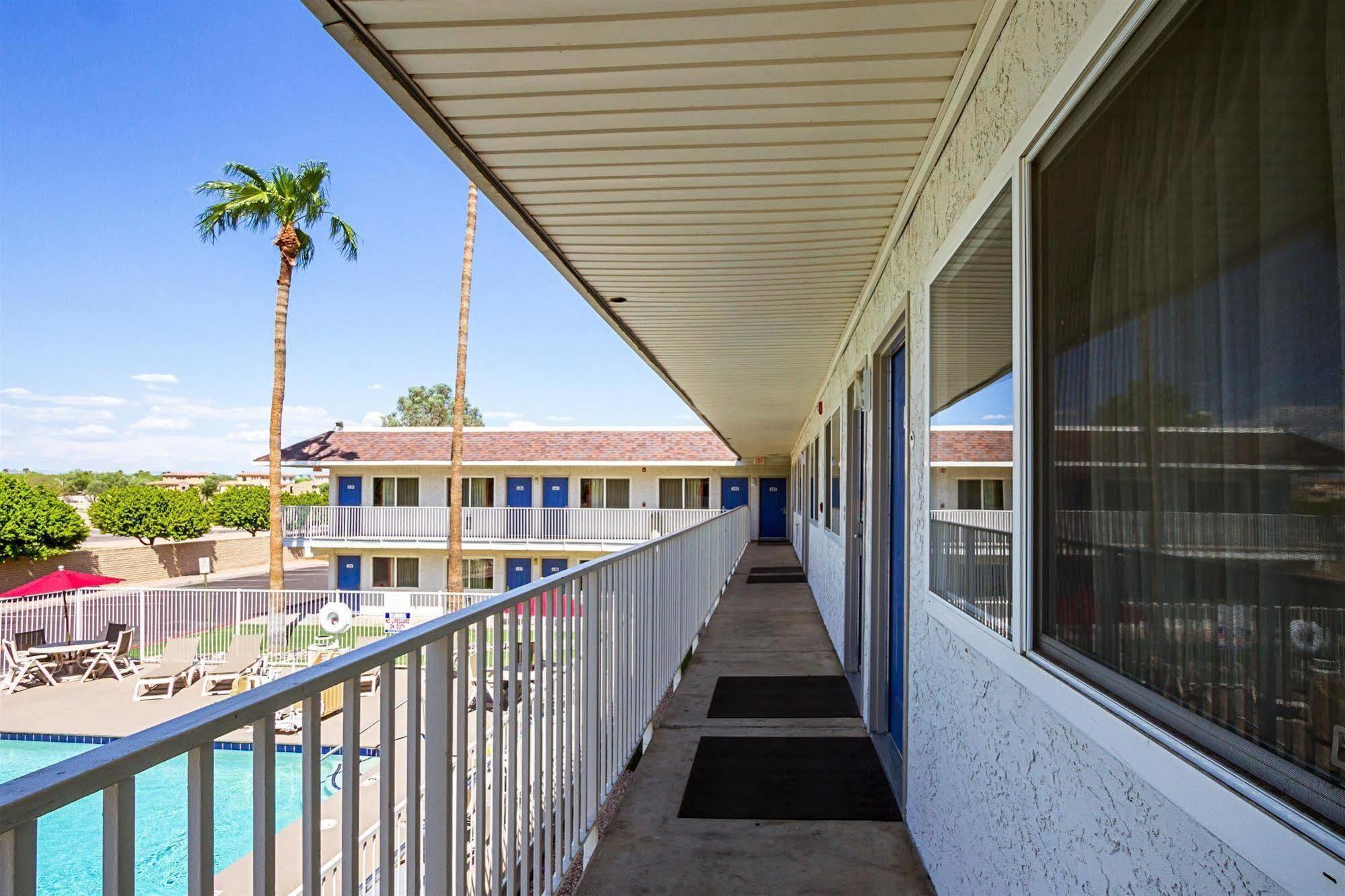 Motel 6 Mesa North Eksteriør bilde