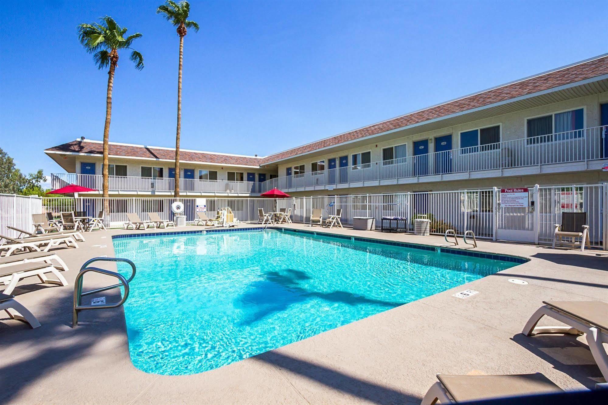 Motel 6 Mesa North Eksteriør bilde