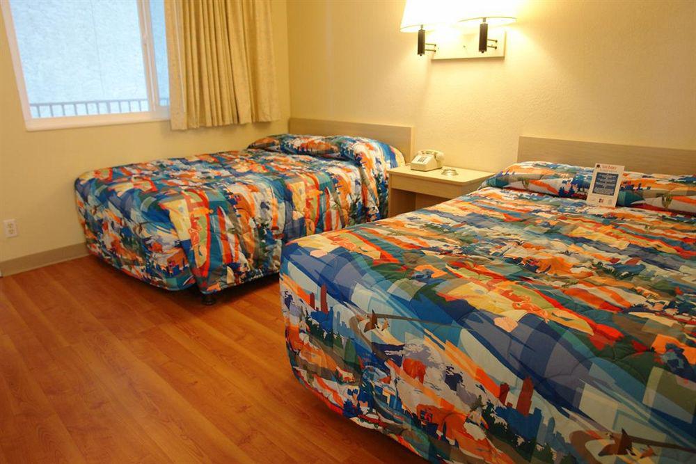 Motel 6 Mesa North Eksteriør bilde